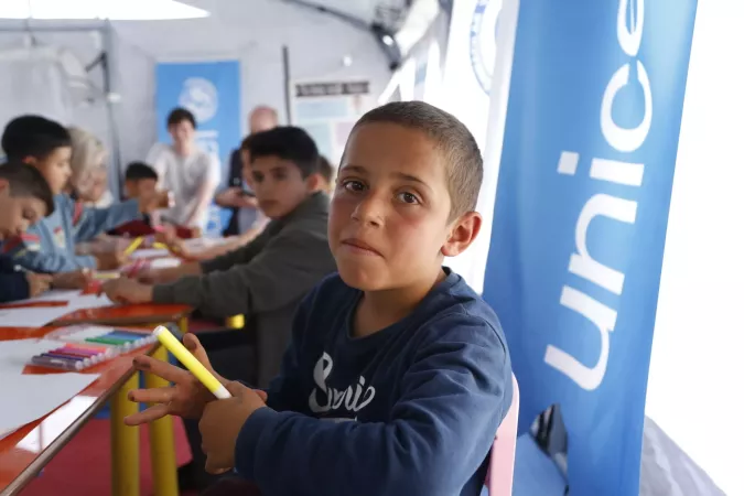 Children drawing in a psychosocial support session at a UNICEF-supported child friendly center at the Selam Camii temporary shelter in Hatay, after two devastating earthquakes hit south-east T&uuml;rkiye.