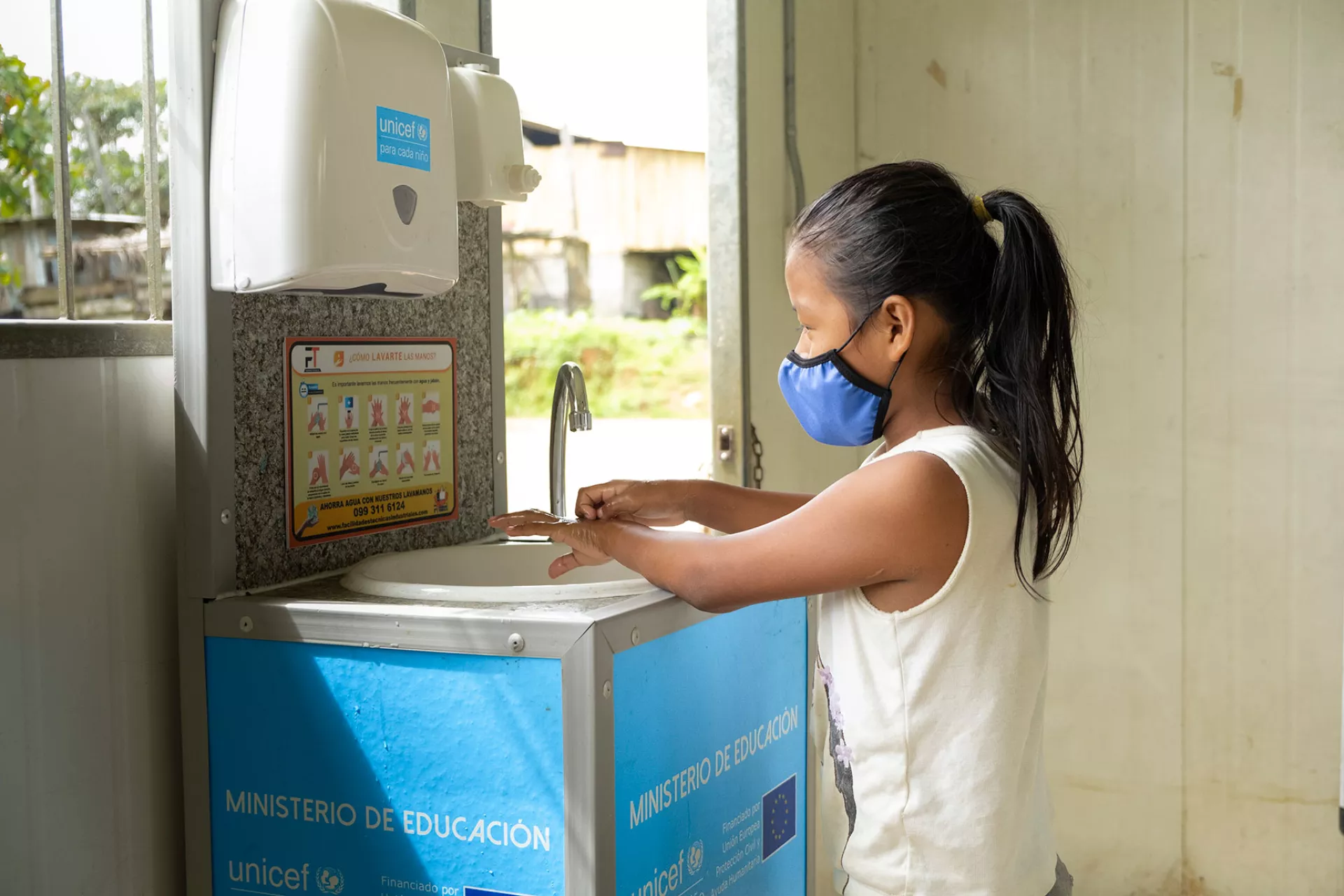 UNICEF apoya la reapertura de las escuelas rurales en Ecuador