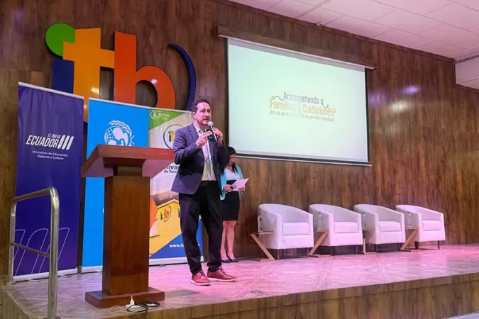 UNICEF y MINEDEC lanzan un curso virtual para fortalecer la crianza de los ni&ntilde;os y ni&ntilde;as en Ecuador