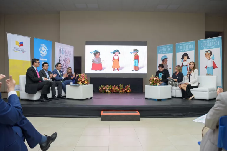 Lanzamiento del material educativo "S&uacute;per Padres, consejos para proteger a tus hijos del abuso sexual" 