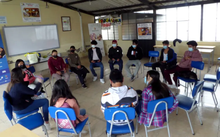 Participaci&oacute;n de j&oacute;venes y adolescentes