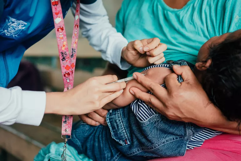 M&aacute;s del 90 por ciento de los ni&ntilde;os en Ecuador est&aacute;n vacunados contra la polio, el sarampi&oacute;n y la rubeola 