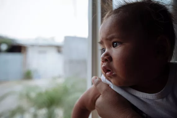 Mois&eacute;s, un beb&eacute; sobreviviente de un hogar con m&uacute;ltiples vulnerabilidades