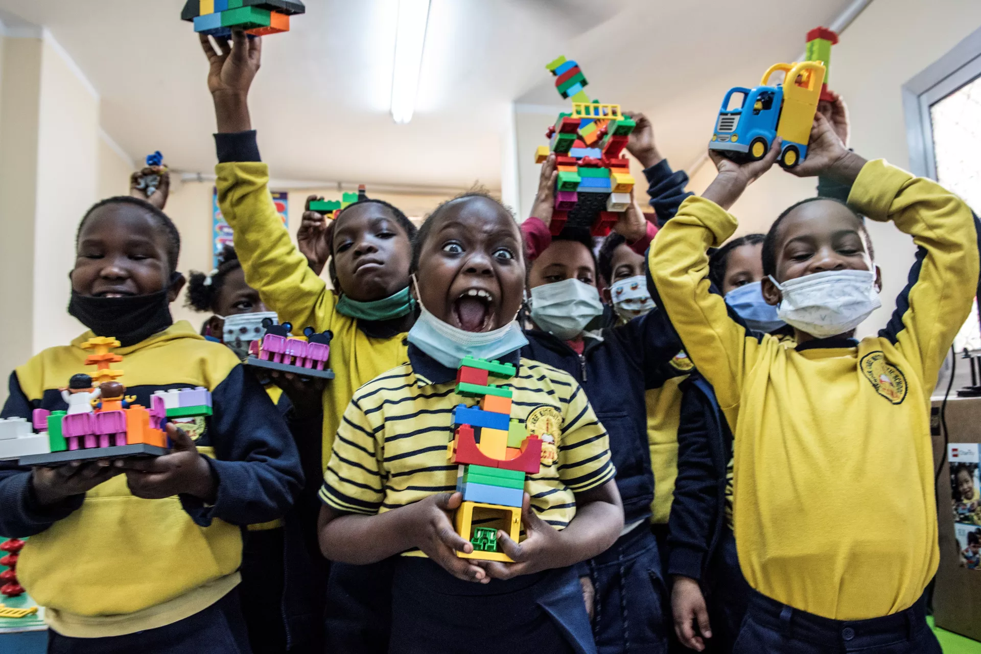 تواصل اليونيسف ومؤسسة LEGO دعم الأطفال في جميع أنحاء مصر من خلال تقنيات التعلم من خلال اللعب