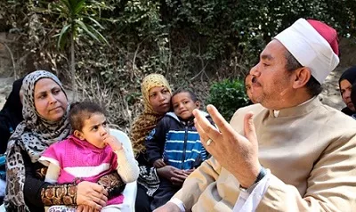February 2017 UNICEF supported Assiut Childhood and Development Association (ACDA) NGO in the city of Asyut, Asyut district. Mothers in session learning about FGM/C. They are all committed to stop FGM/C. They receive the visit of a local supportive Imam.