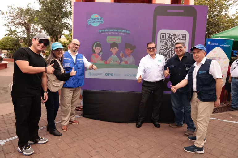 La iniciativa comunitaria &ldquo;Por Familias m&aacute;s Saludables&rdquo; contiene una serie de recomendaciones basadas en evidencia para promover pr&aacute;cticas alimentarias que contribuyan a la salud, nutrici&oacute;n y bienestar de las familias.