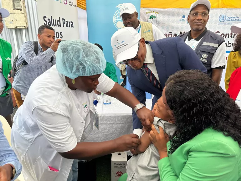 UNICEF/Guinea Ecuatorial/Antonia Toichoa Bela &ndash; Firma del memor&aacute;ndum entre el Ministerio Fiscal de Guinea Ecuatorial y UNICEF 