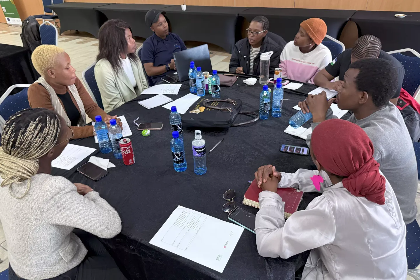 Youth discuss innovative ideas to propose recommendations on the future of education.