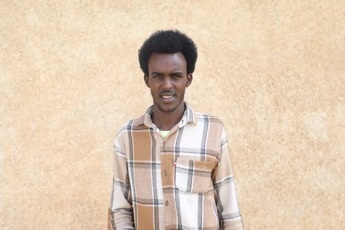 Kadir Abdi Abdilahi posing for a photo
