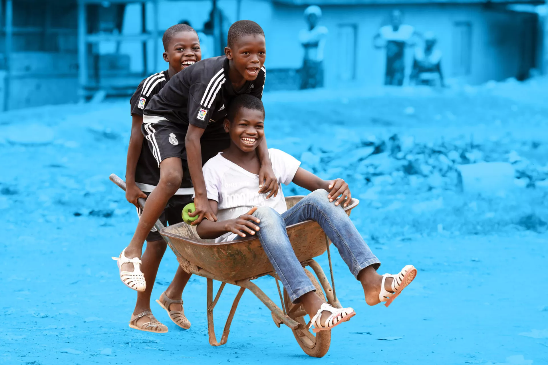 Children playing in the city of Yamoussoukrou, in the North East of C&ocirc;te d&rsquo;Ivoire.