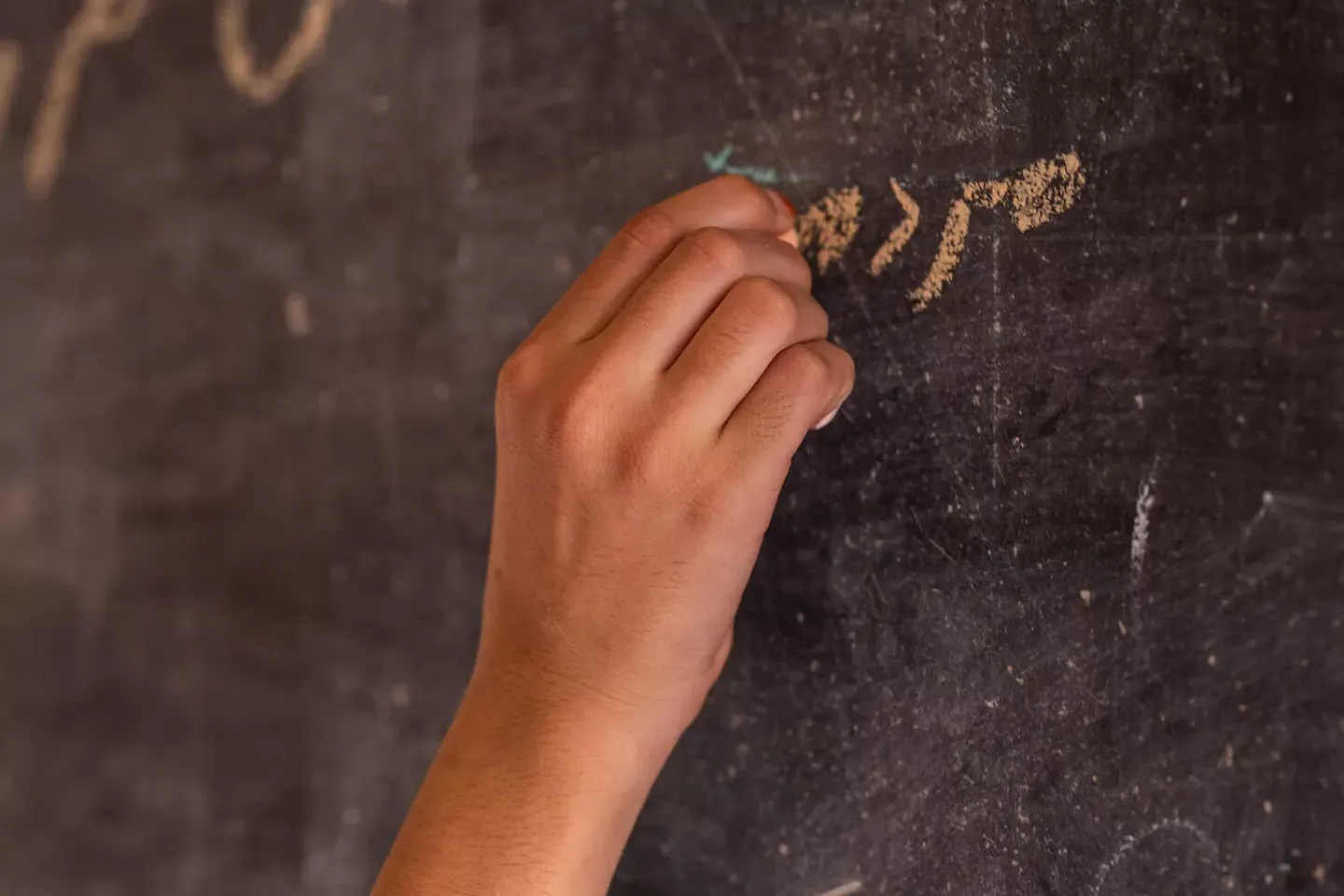 Teacher professional development around the world: the gap between evidence and practice