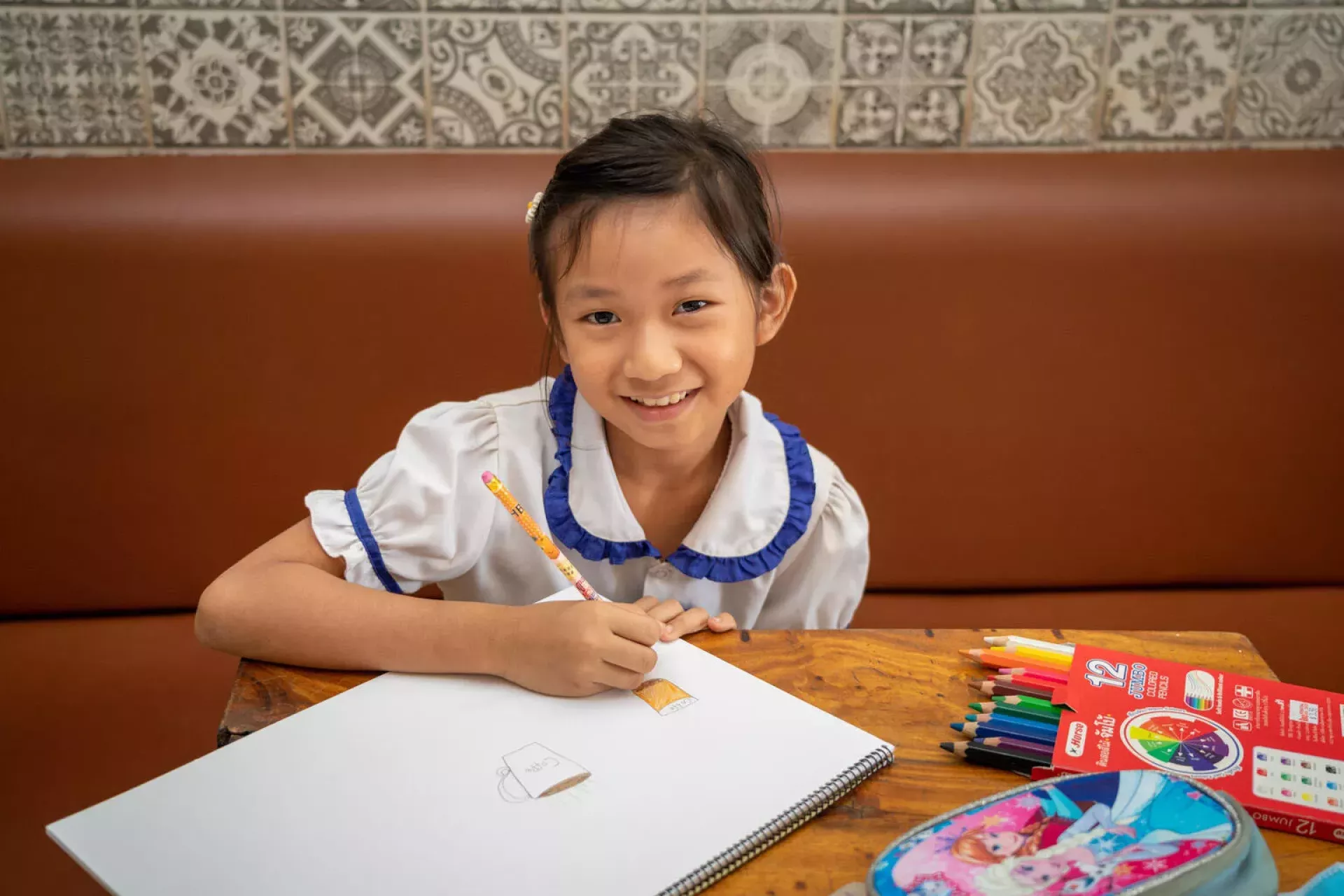 Learning games, activities, stories and rhymes in English for Children