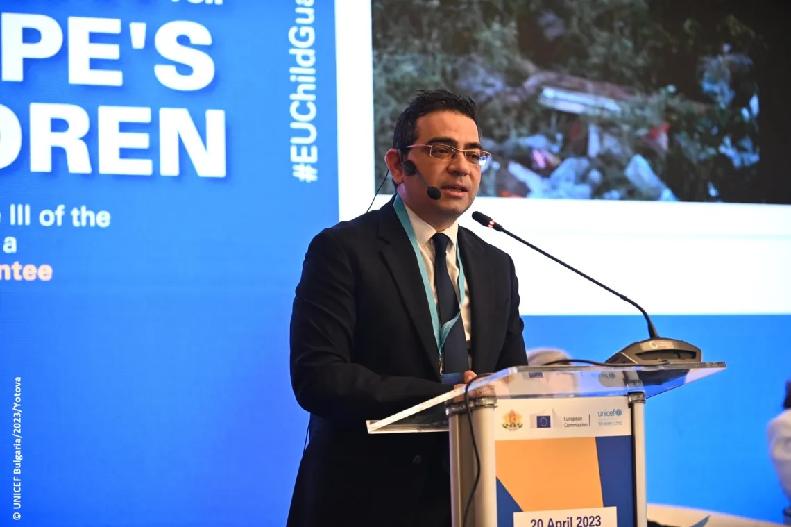 &Gamma;&iota;ώ&rho;&gamma;&omicron;&sigmaf; &Sigma;&tau;&alpha;&mu;ά&tau;&eta;&sigmaf;, &Gamma;&epsilon;&nu;&iota;&kappa;ό&sigmaf; &Gamma;&rho;&alpha;&mu;&mu;&alpha;&tau;έ&alpha;&sigmaf; &Kappa;&omicron;&iota;&nu;&omega;&nu;&iota;&kappa;ή&sigmaf; &Alpha;&lambda;&lambda;&eta;&lambda;&epsilon;&gamma;&gamma;ύ&eta;&sigmaf; &kappa;&alpha;&iota; &Kappa;&alpha;&tau;&alpha;&pi;&omicron;&lambda;έ&mu;&eta;&sigma;&eta;&sigmaf; &tau;&eta;&sigmaf; &Phi;&tau;ώ&chi;&epsilon;&iota;&alpha;&sigmaf;.