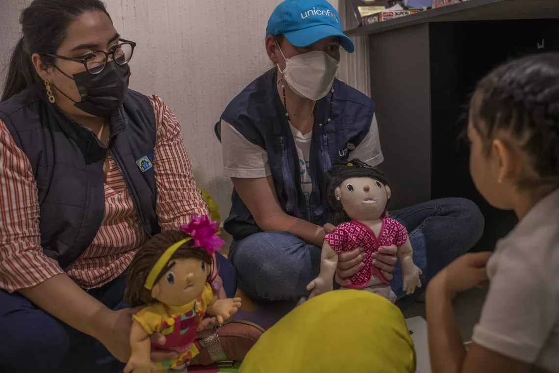 Hilda Zapeta, la psic&oacute;loga quien le da seguimiento y le brinda apoyo.