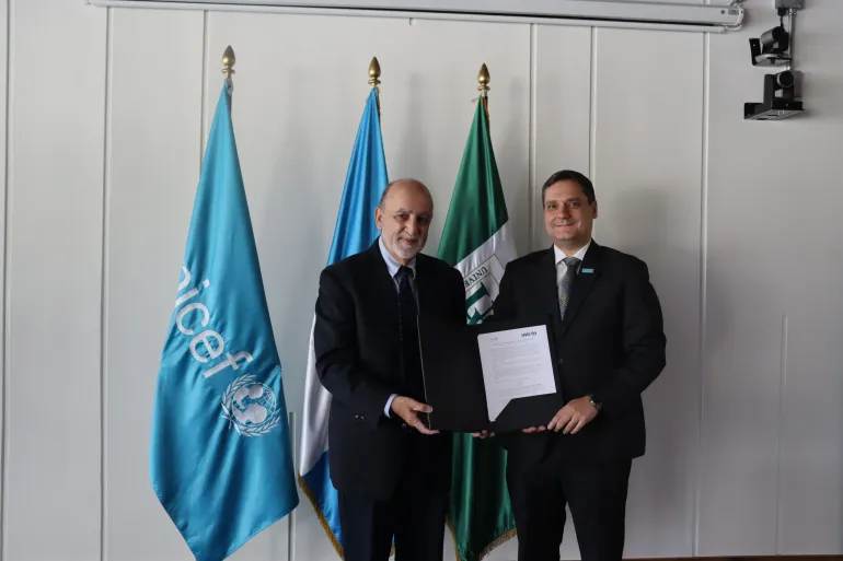 Firma UVG - UNICEF