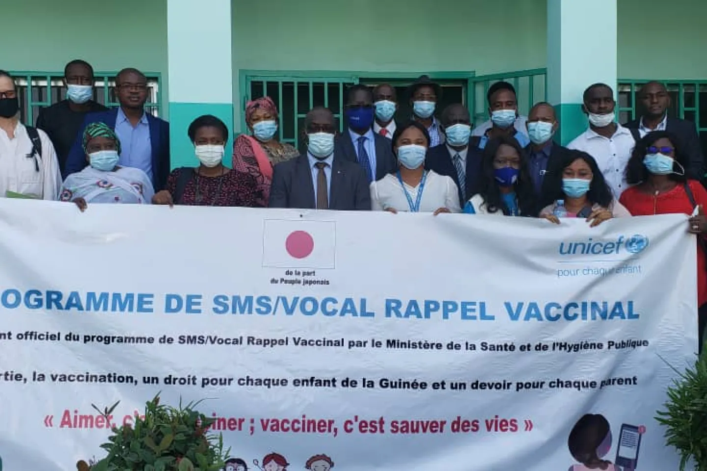 Les participants &agrave; la c&eacute;r&eacute;monie de lancement de la nouvelle approche d'augmentation du taux de couverture vaccinale