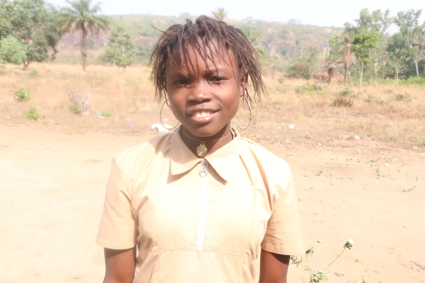 Mabinty Sylla, &eacute;l&egrave;ve en 7&egrave; ann&eacute;e au coll&egrave;ge de Komayah