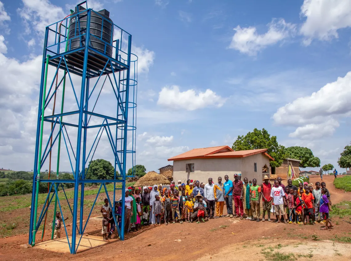 Adduction d'eau, Gback&eacute;dou, pr&eacute;fecture de Beyla situ&eacute; dans la r&eacute;gion de Nz&eacute;r&eacute;kor&eacute; en Guin&eacute;e.