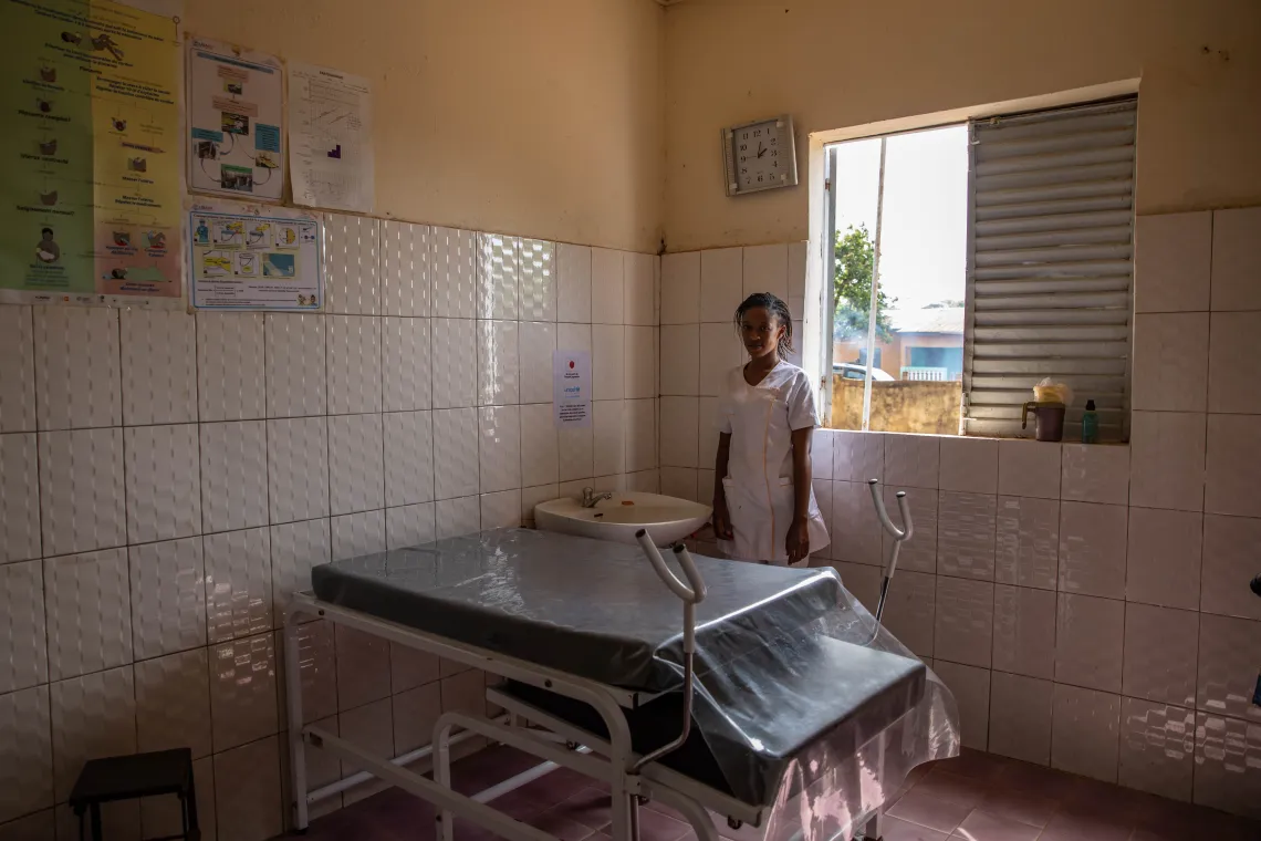 Kadiatou, Agente technique de sant&eacute;, centre de sant&eacute; de Bantignel, Guin&eacute;e.