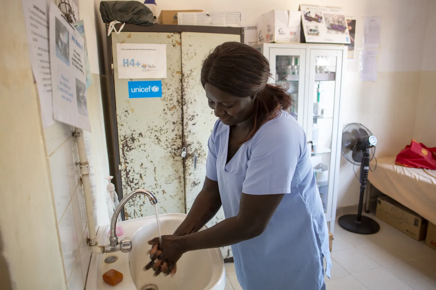 Nurse washing hands