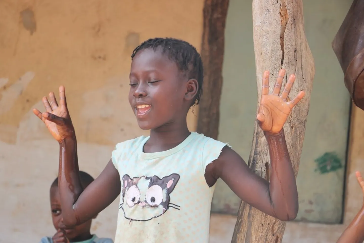 girl washing hands