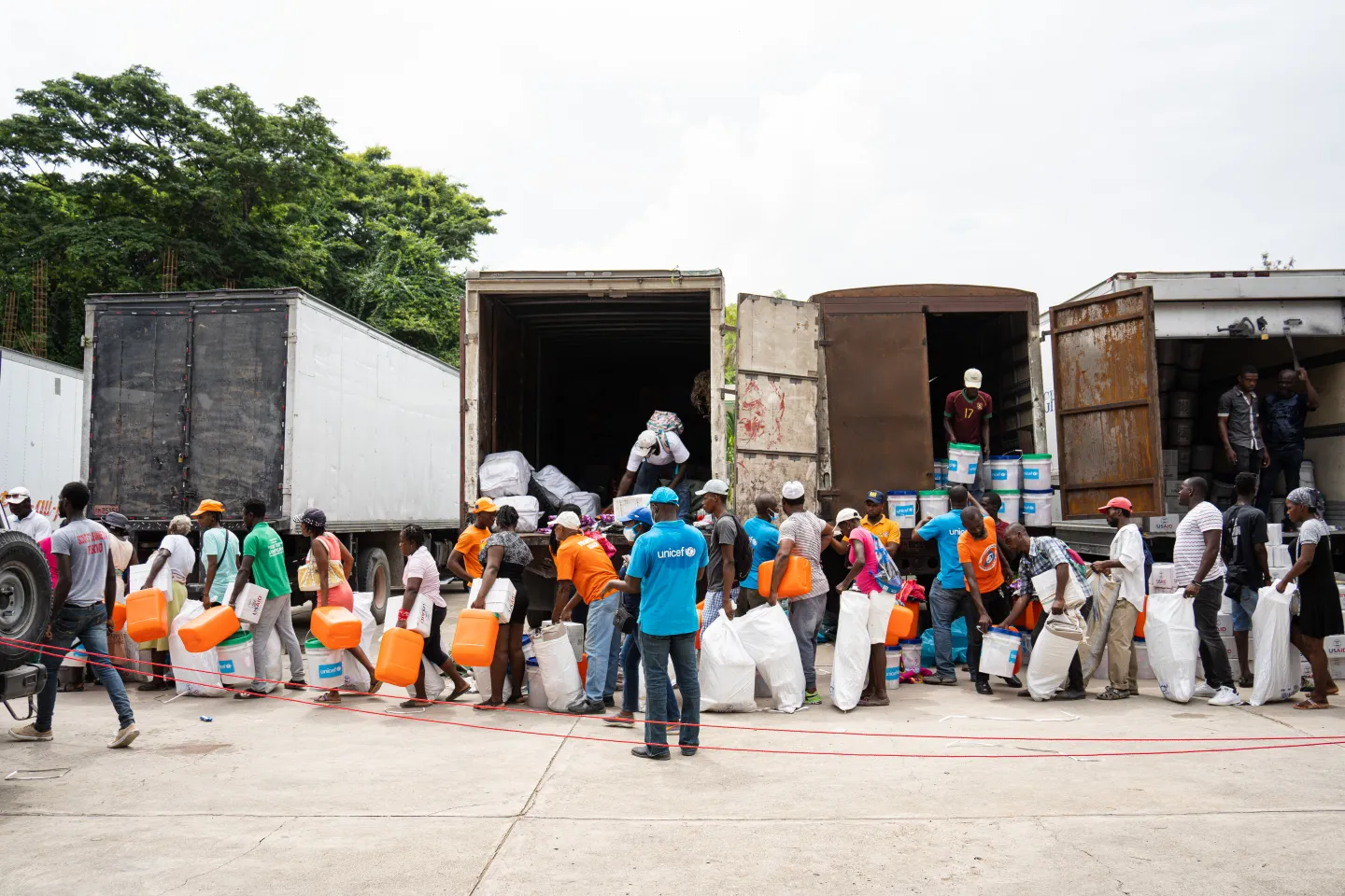 Hygiene kits distributed to vulnerable people