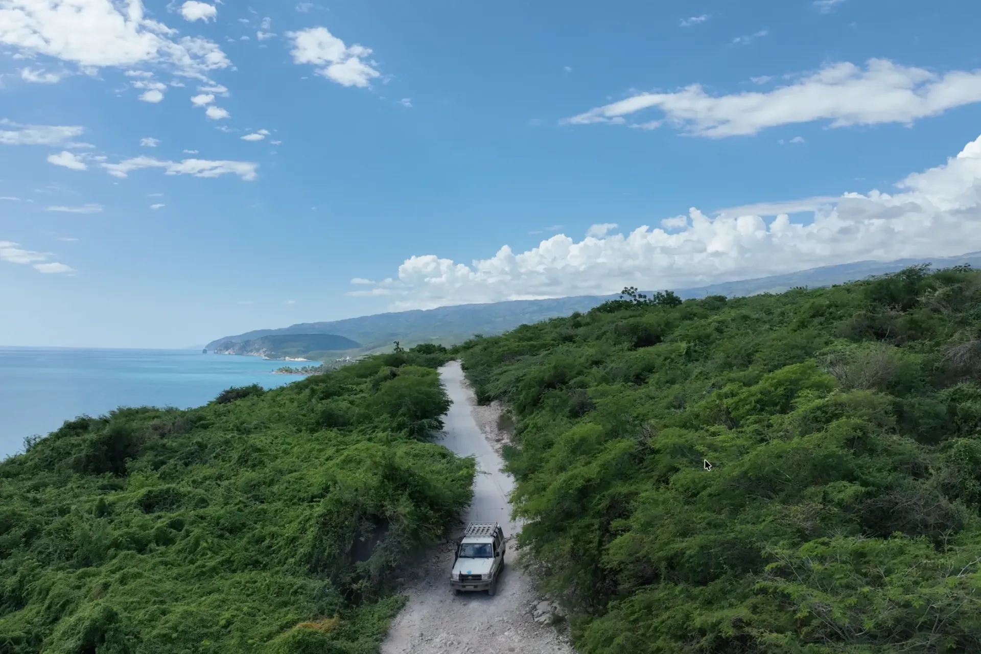 La route qui m&egrave;ne &agrave; Belle-Anse, un trajet long et parfois impraticable. 