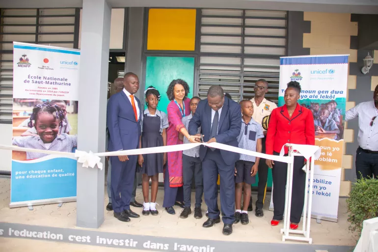 Inauguration de l&rsquo;&eacute;cole de Saut-Mathurine en pr&eacute;sence du Ministre de l&rsquo;&Eacute;ducation nationale et de la Formation Professionnelle et de la Repr&eacute;sentante de l&rsquo;UNICEF en Ha&iuml;ti.