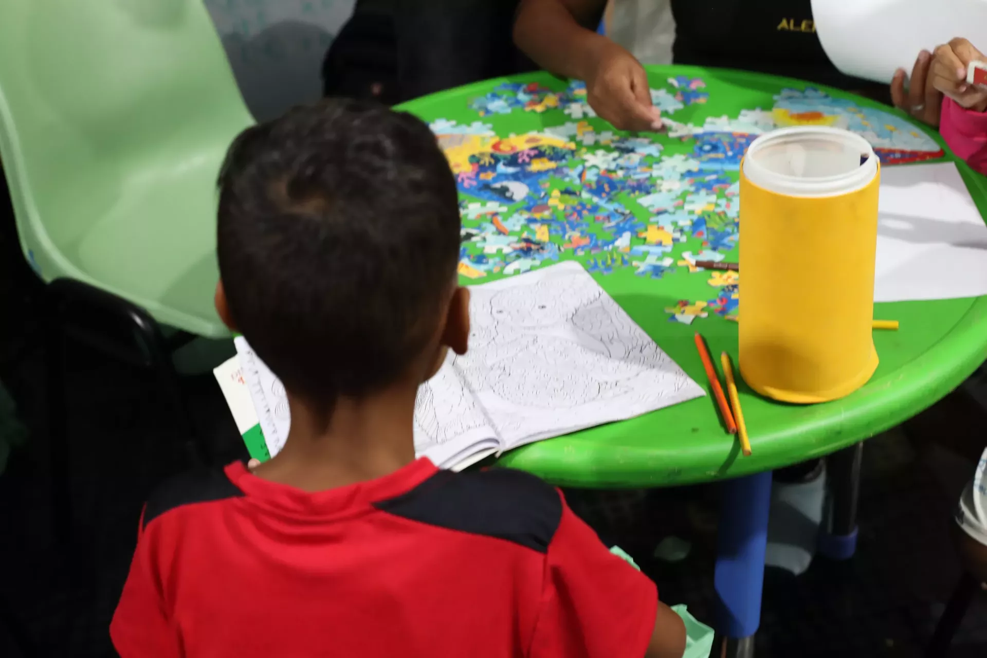 Ni&ntilde;o en cuidado residencial