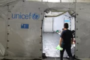 Carpas de UNICEF para albergue