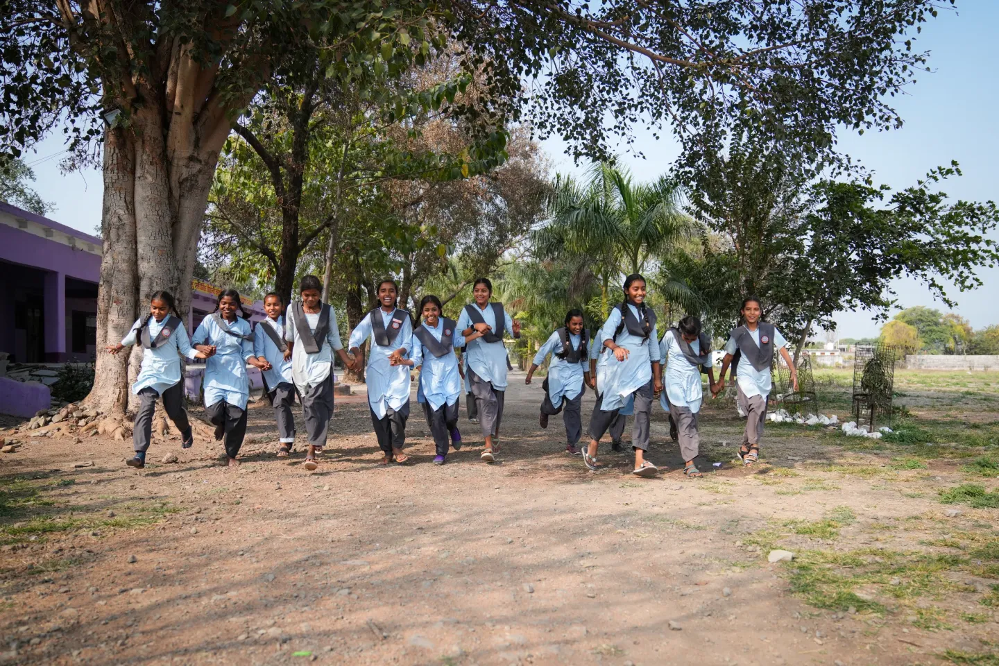 Students from Mahatma Gandhi Rajkiya Uchh Madhyamik Vidyalaya are being taught the importance of the judicious use of water. 