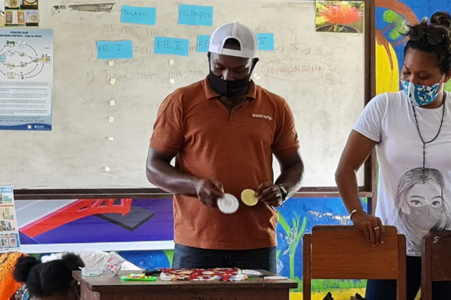 Demonstration how to make sanitary pads