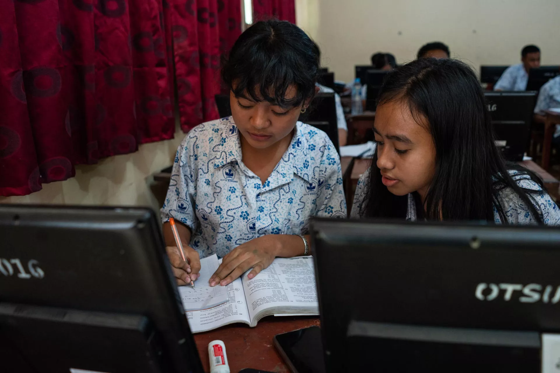 Flora Dita Cahyani, a student in SMP 9 Sorong