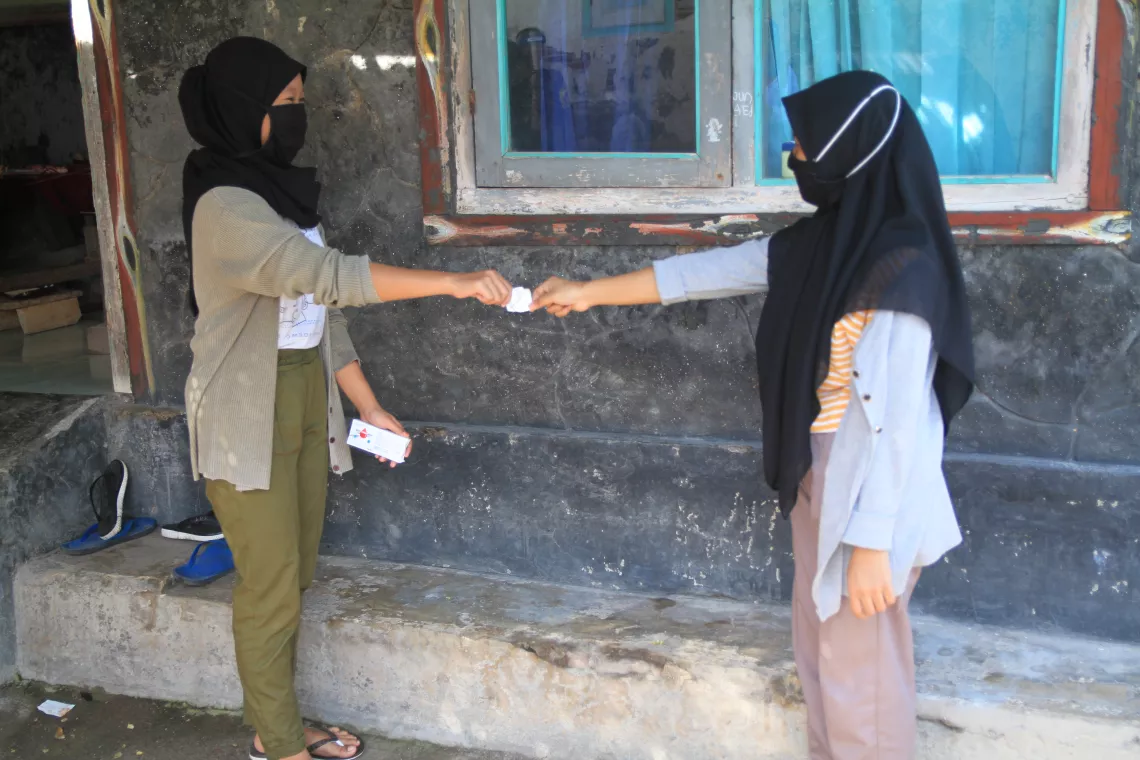 Nurjawanis delivers IFA tablets