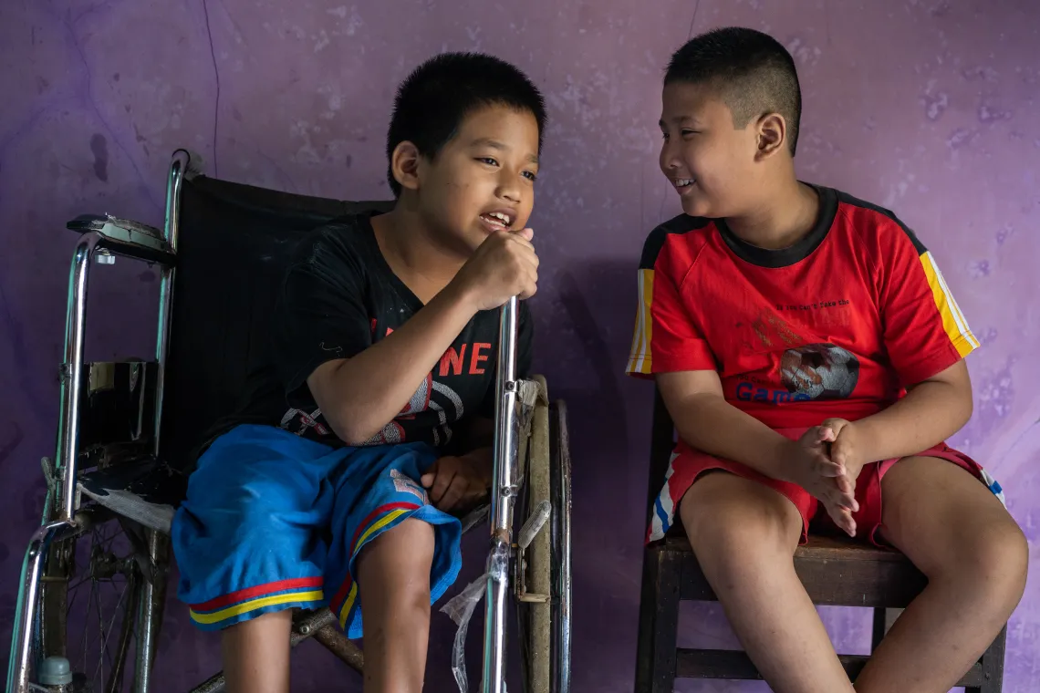 Kevin dan Syaiful di rumah