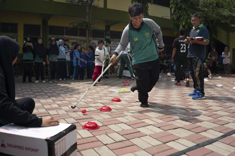 Farhan playing game 