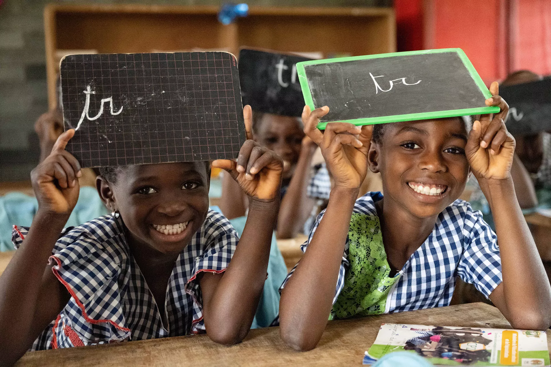 Girls attend class in C&ocirc;te d&rsquo;Ivoire