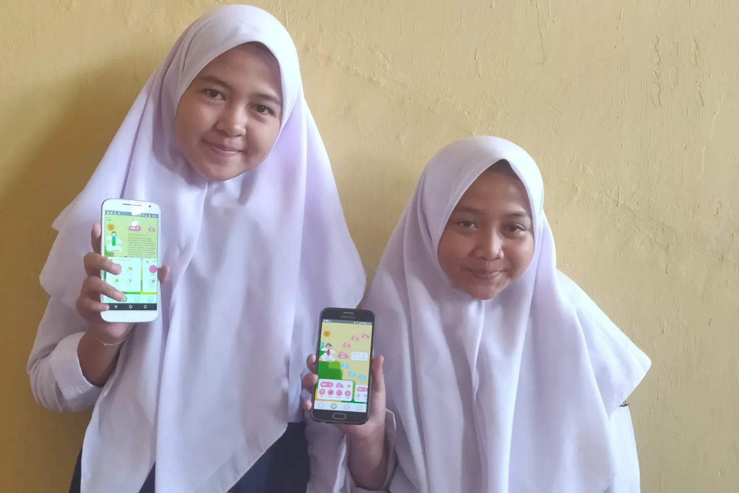 User testing Oky with girls in Indonesia.