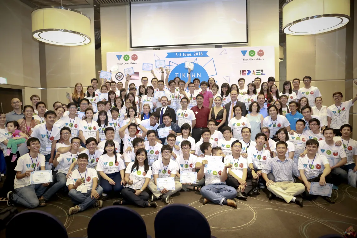 Even after 72 hours, our young makers were excited to showcase their prototypes.