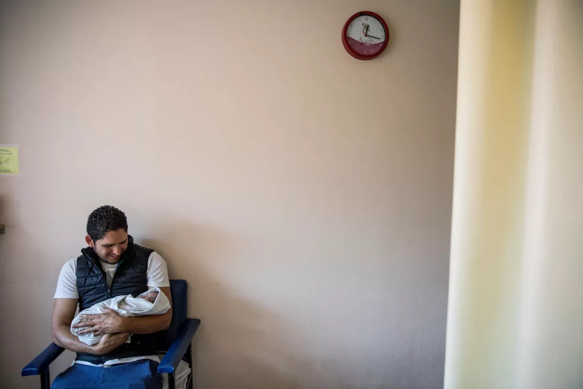 Alejandro Alberto Frontela Machado holds one of his twins, Isabela, for the first time at the Instituto Nacional de Perinatolog&iacute;a (INPER) hospital, in Mexico City, Mexico