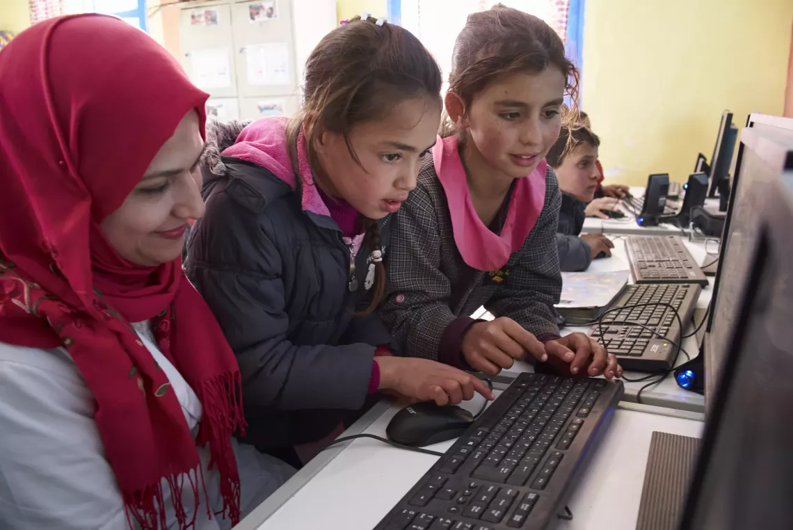 children learning in Tunisia