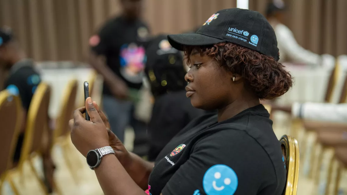 Fundoo user in Mozambique engaging with the app. 