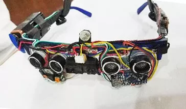 A close up image of the G4B using ultrasound & infrared sensors.