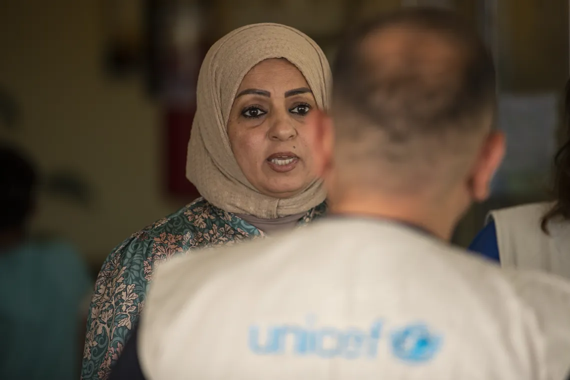 : With funding from Korea, UNICEF is supporting Al Shuaibi Primary Health Care Center by installing solar panels to ensure that vaccines storage temperatures are maintained during electricity cuts.