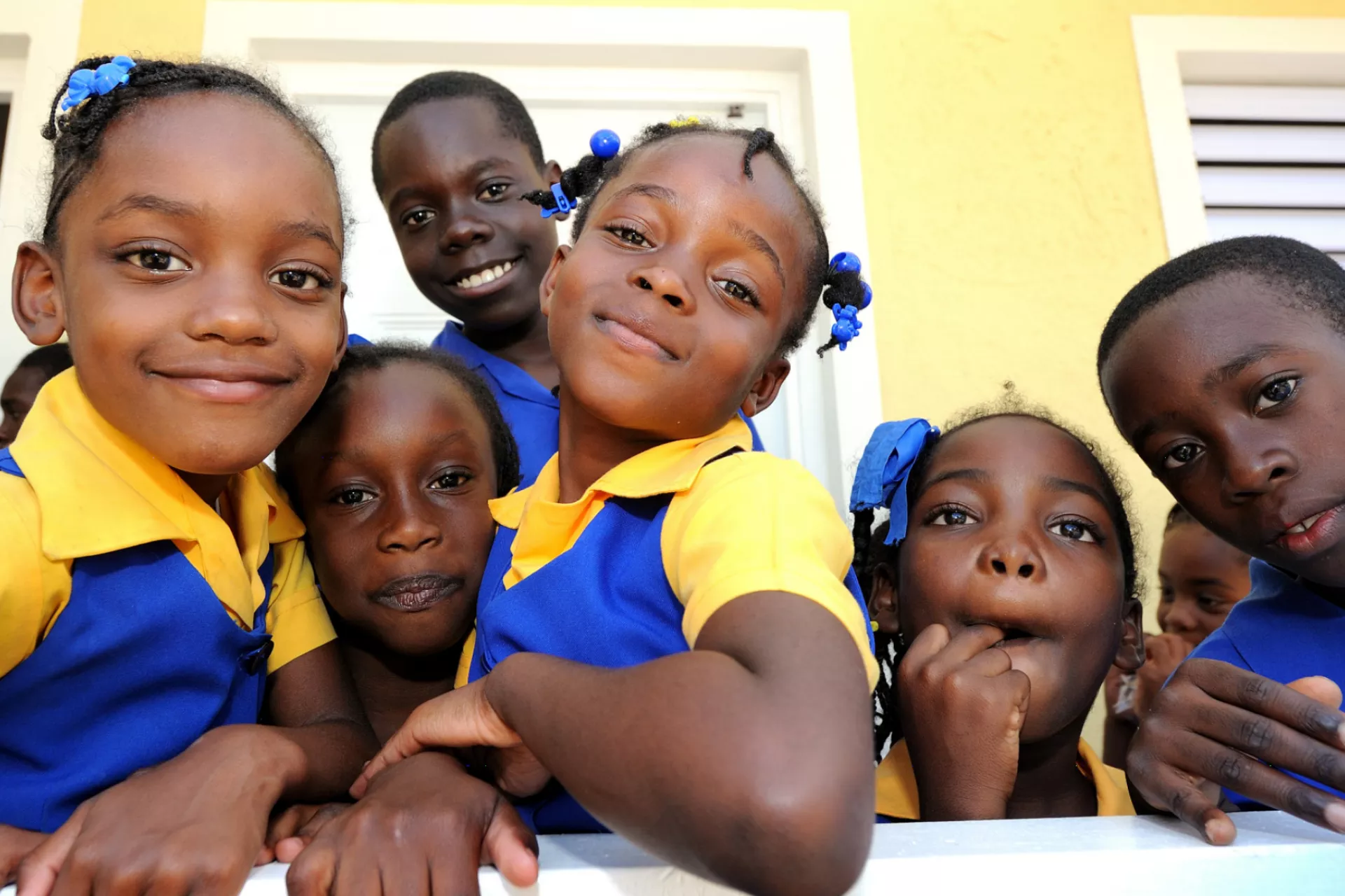 Photograph of schoolchildren in Jamaica