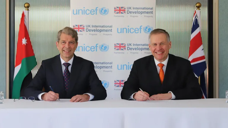 Signing of the agreement by H.E. Philip Hall, British Ambassador to Jordan, and Marc Rubin, UNICEF Representative to Jordan.