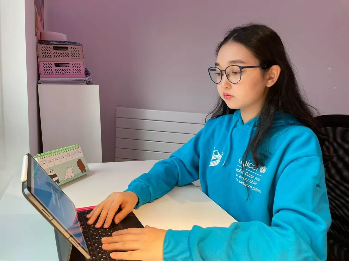 Amina is a 16-year-old girl from Kazakhstan volunteering with UNICEFKazakhstan and National Volunteers Network.