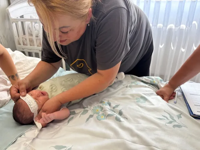 A nurse during a home visit
