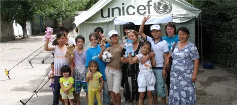 Children near the UNICEF tent