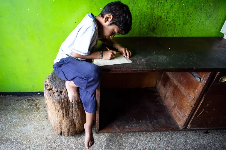 &copy; UNICEF/UN0336494/Bunimov
